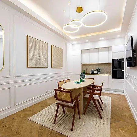 Hotel Chic House - 3br8p - Ternesarc De Triomphe 4*